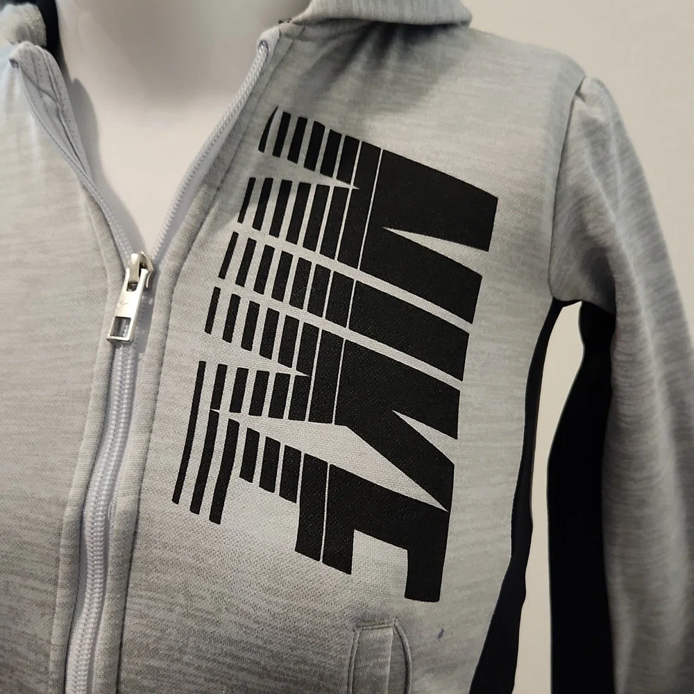 [Nike] Dri Fit Zip Up Jacket - Size XS